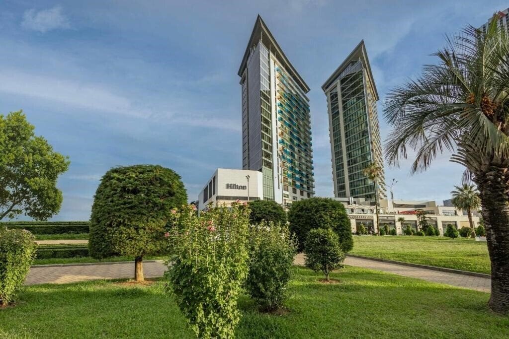 Готель Hilton Batumi 5*
