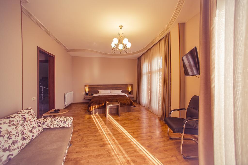 Апартаменты Royal Venice 3*