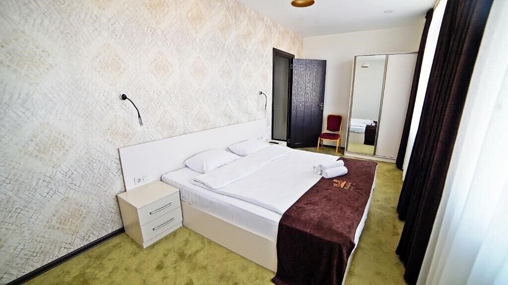 Фото Batumi Plaza Hotel 4*