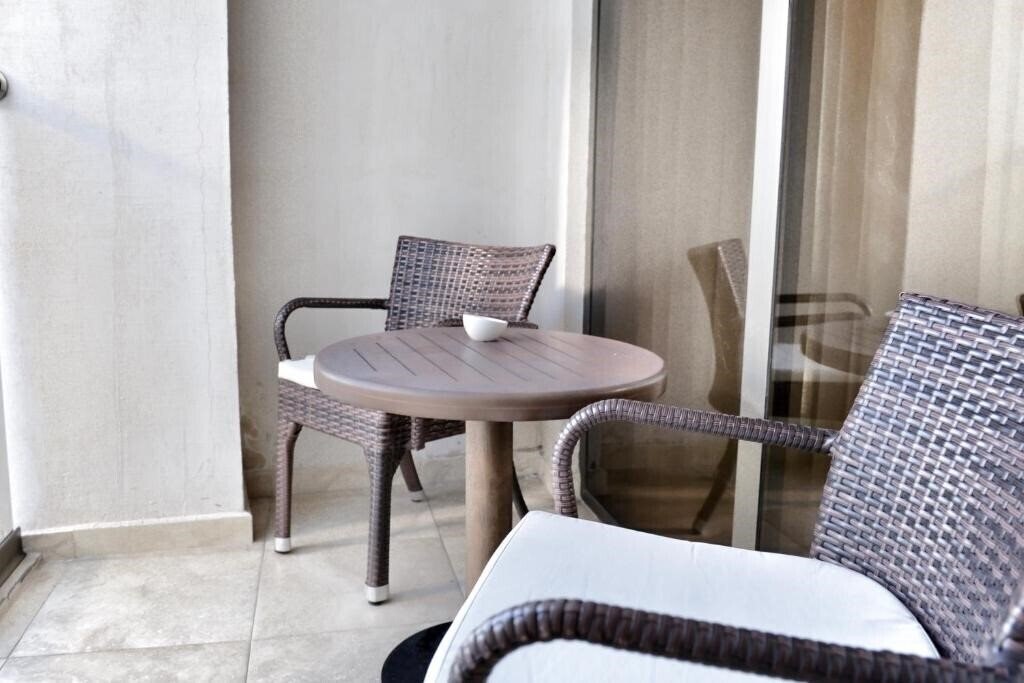 Апартаменти Colosseum Marina Hotel 5*