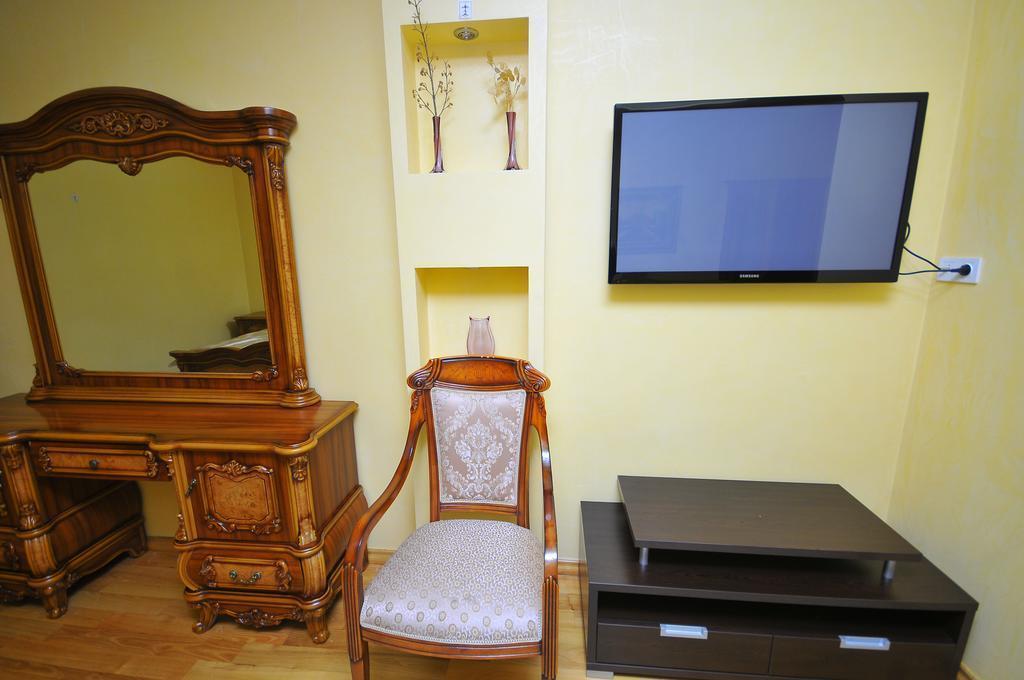 Готель Black Sea Batumi 3*