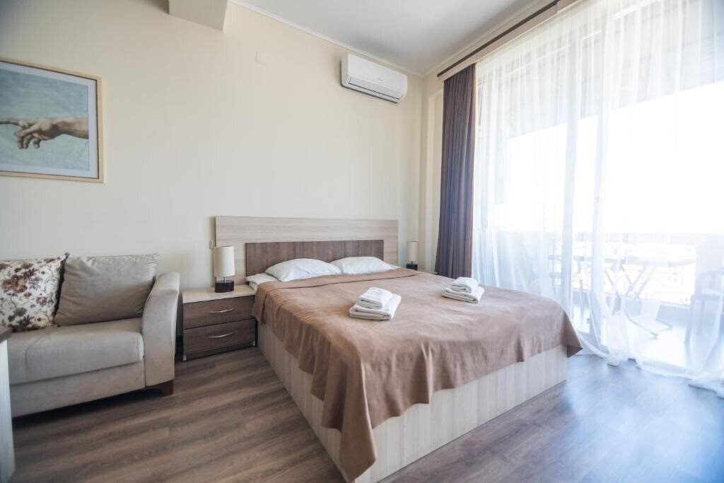 Панорама Mireosi 3*