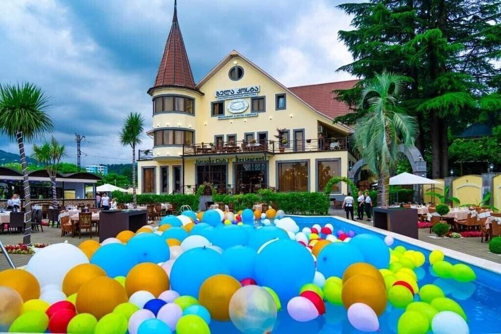 Отель Bella Costa 3*