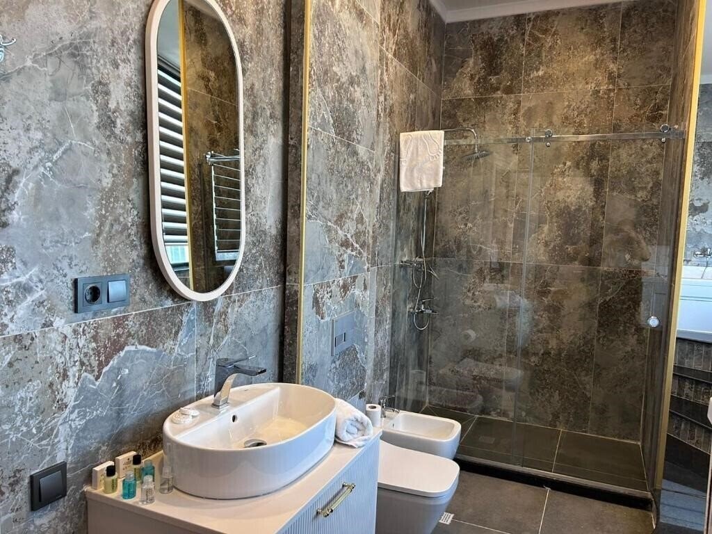 Панорама Sky Tower & SPA Batumi 5*