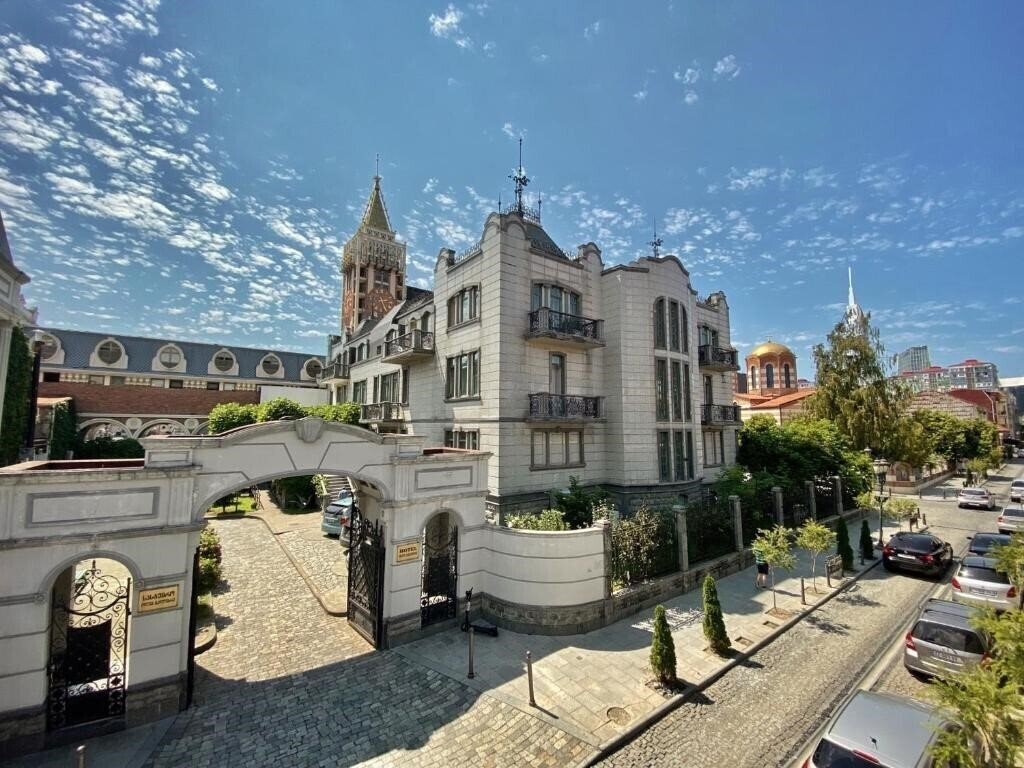 Картинка O. Galogre 4*