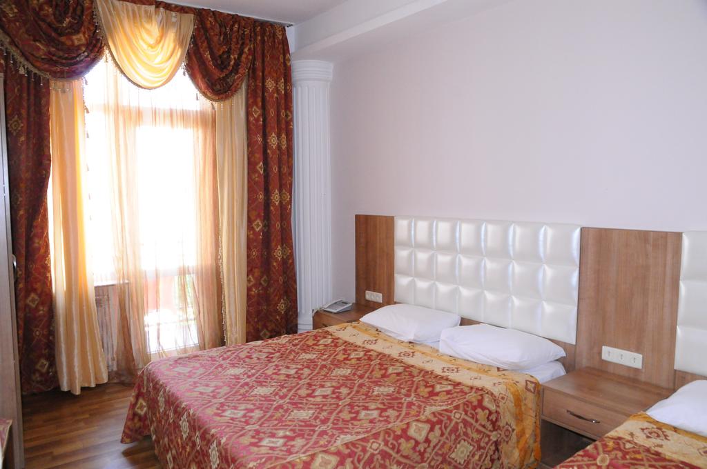 Апартаменты City Star 3*