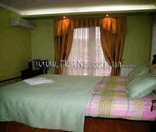 Отель Elegant 3*