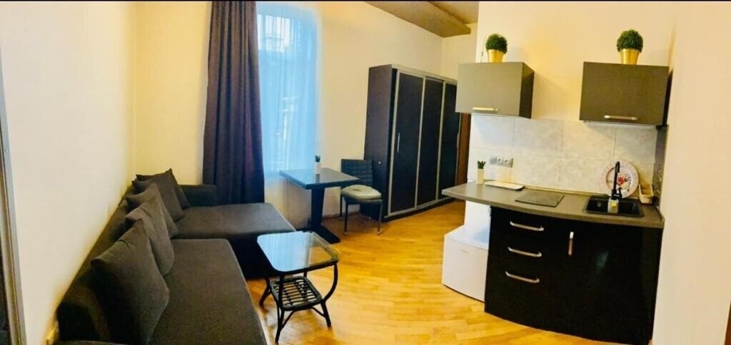 Апартаменти Voyage 3*