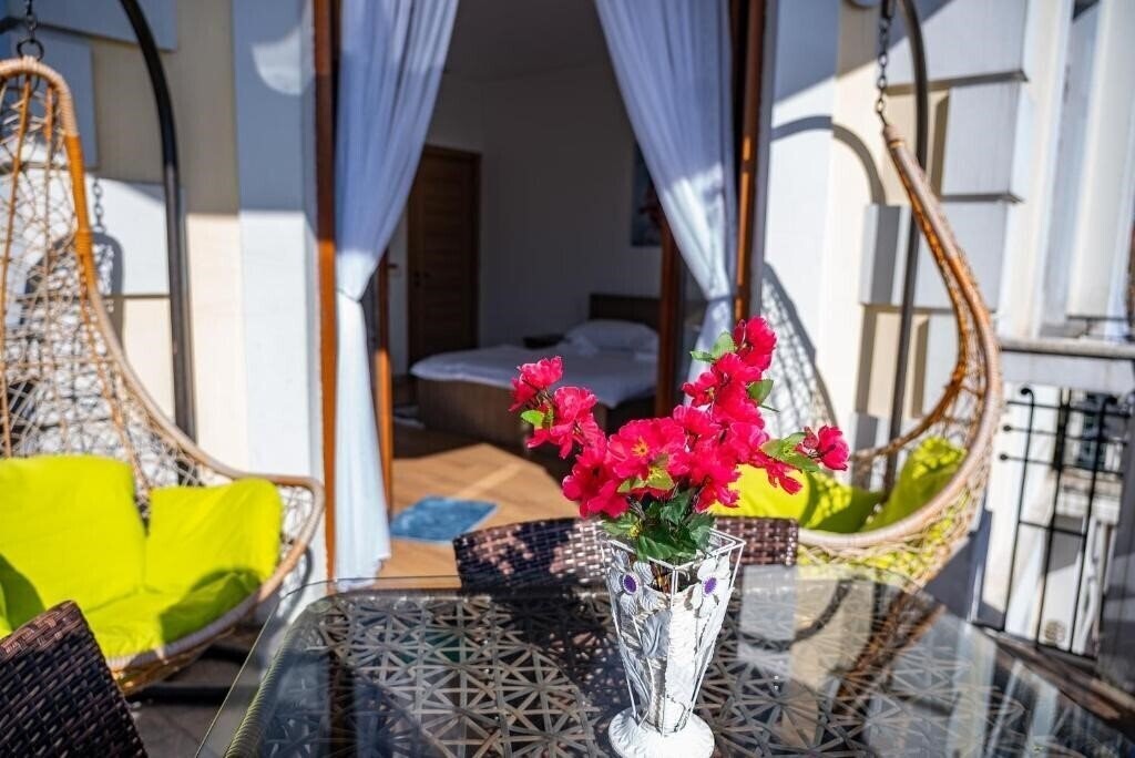 Территория Royal Hotel 3*