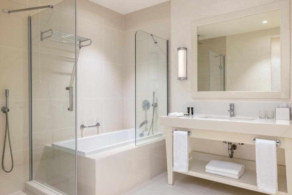 Апартаменти Sheraton Batumi 5*