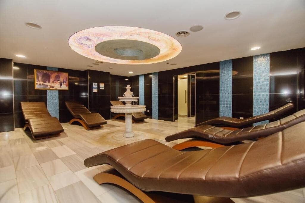 Територія Jrw Welmond Hotel & Casino 5*