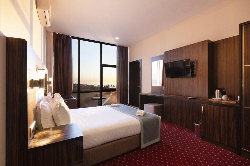 Фото Legend Business Hotel 4*