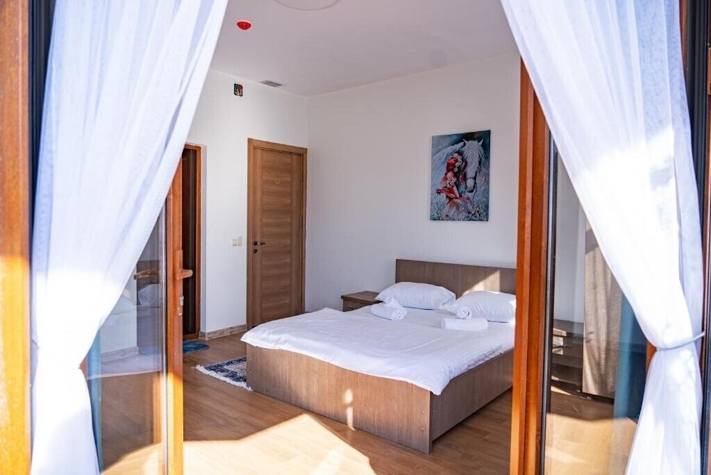 Зображення Port Altus Hotel Batumi 3*