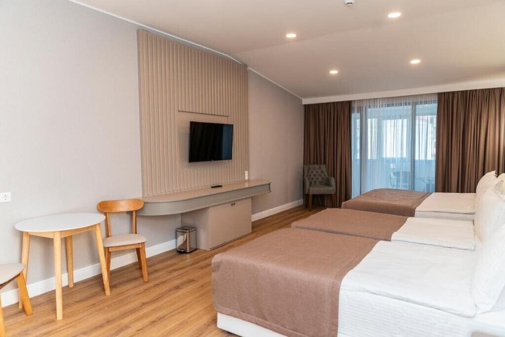 Готель Era Palace 4*