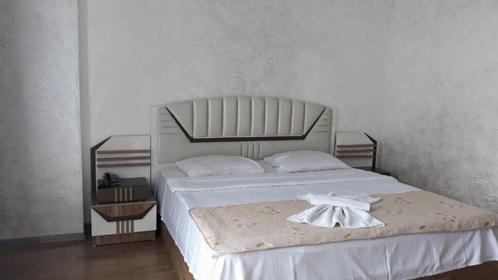 Апартаменты Royal Hotel Batumi 3*