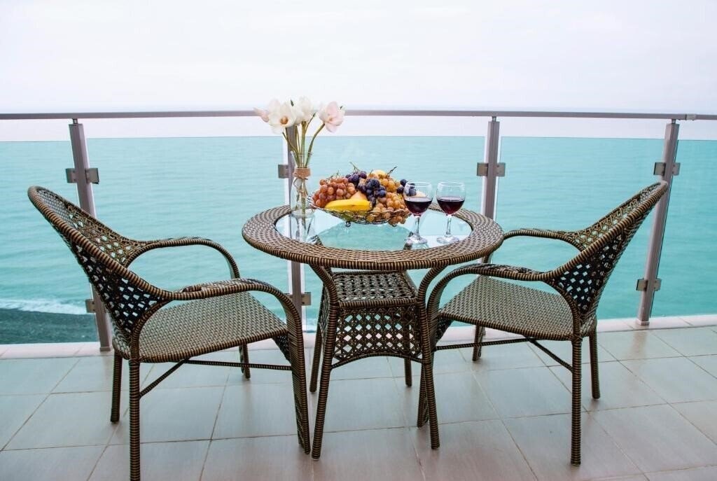 Панорама Aqua Batumi Hotel & Apartments 4*