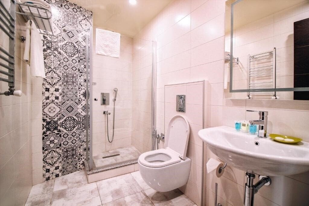 Територія Hotel Bloom 4*