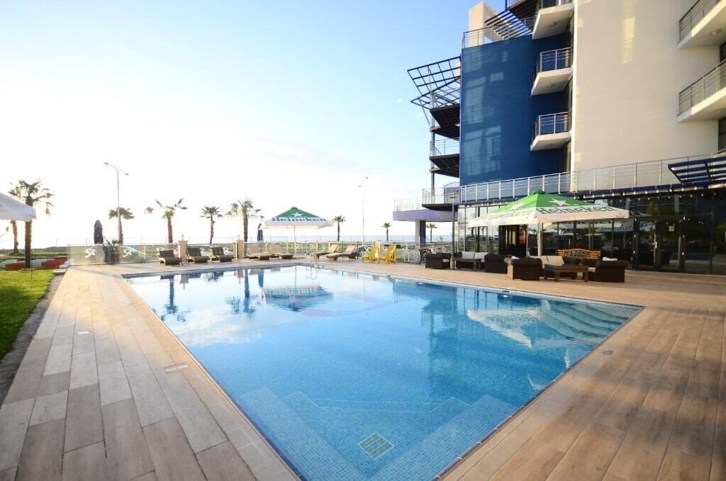 Отель Palm Hotel 4*