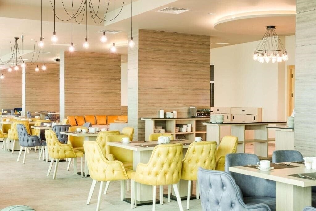 Апартаменты Best Western Premier Batumi 3*