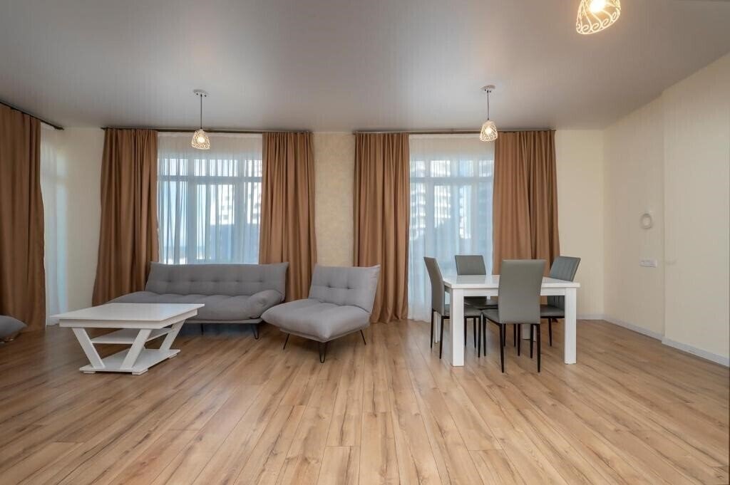 Панорама White Sails Residential Hotel 4*