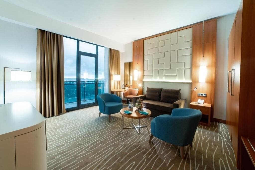 Территория Grand Bellagio Batumi Convention & Casino Hotel 4*