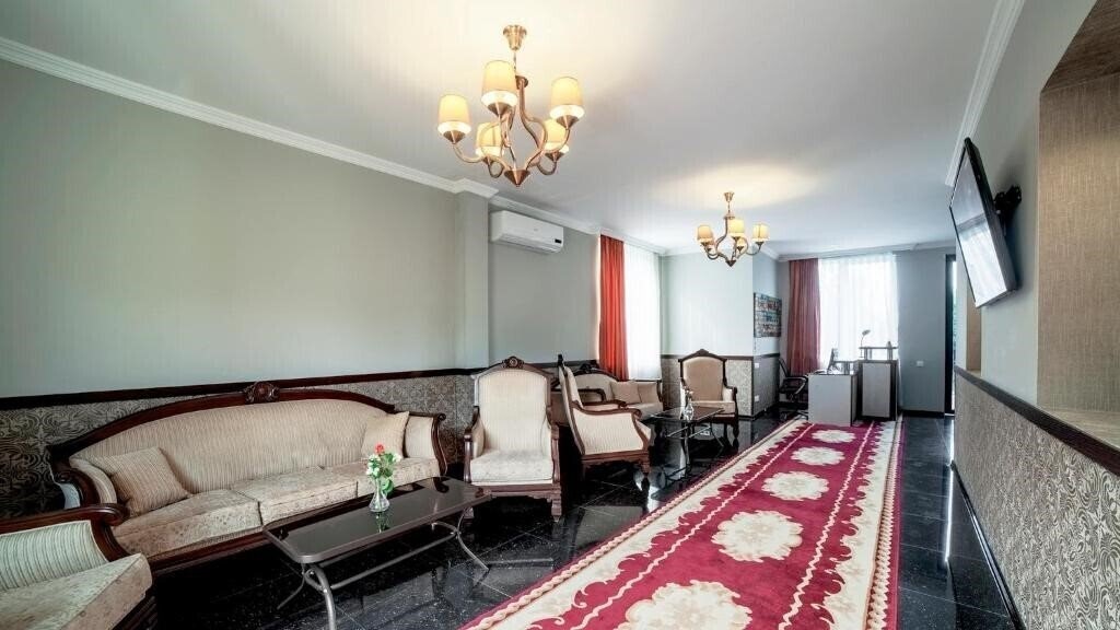 Апартаменти Orange Hotel 3*