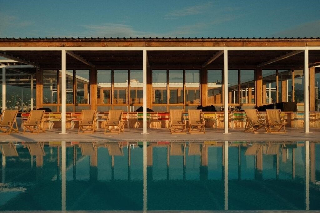 Готель Rooms Hotel Batumi 5*