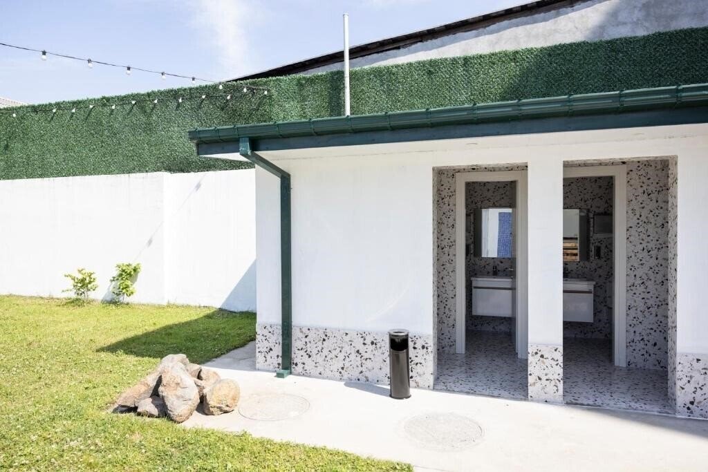 Вид Gardenville Batumi 4*