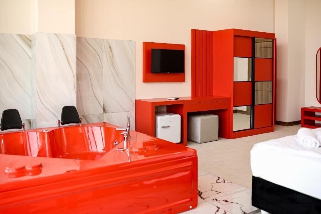 Апартаменти Chateau Milisi 4*