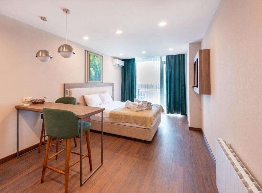 Апартаменти Rainbow Residence Apart Hotel 4*