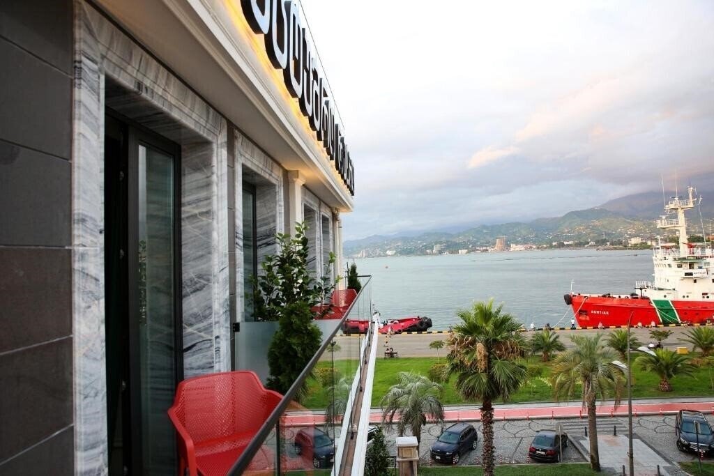 Апартаменты Hotel Retro 4*