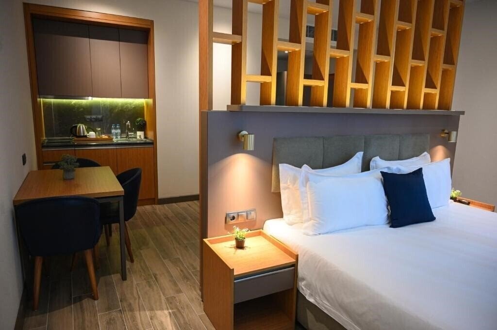 Вид New Wave Apart Hotel 4*