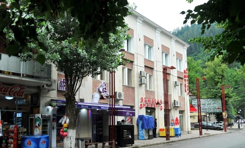 Територія Alma-Ata 3*