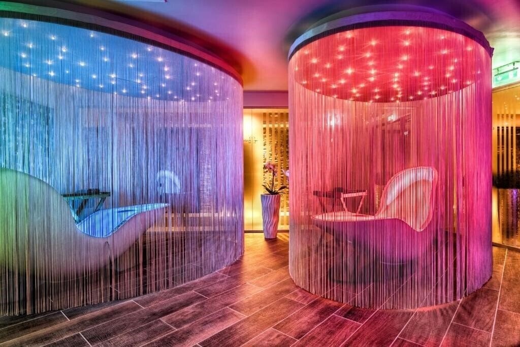 Вид Crowne Plaza Borjomi 5*