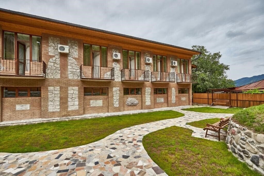 Готель Old Borjomi 4*