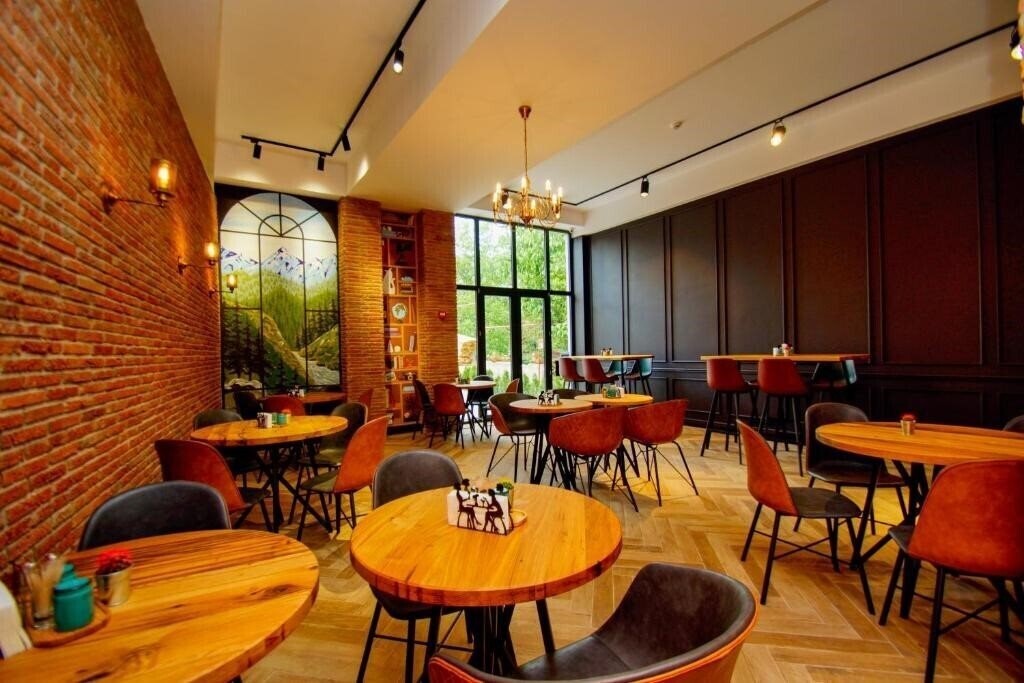 Зображення Borjomi Bridge 4*