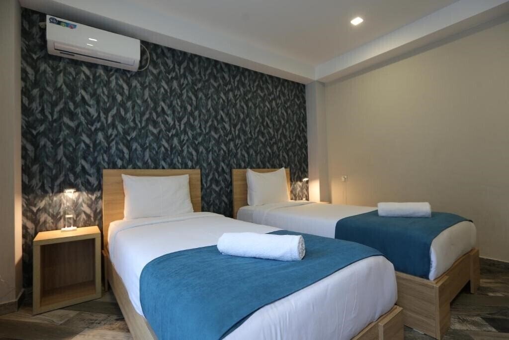 Территория Hotel Borjomi Underwood 4*