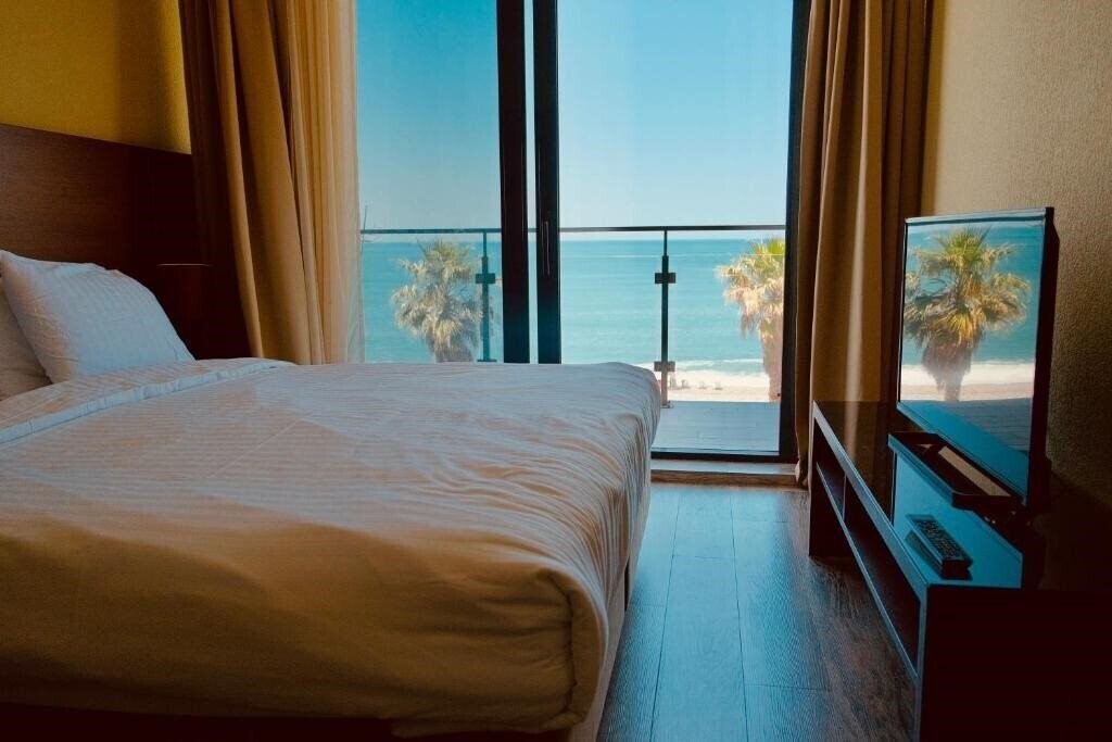 Панорама Gonio Inn 4*