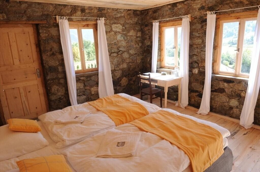 Панорама Гранд Отель Ушба 1*