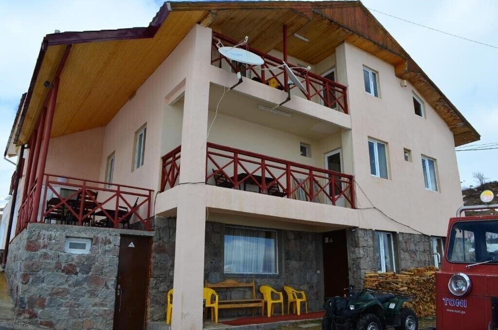 Зображення Toni 3*