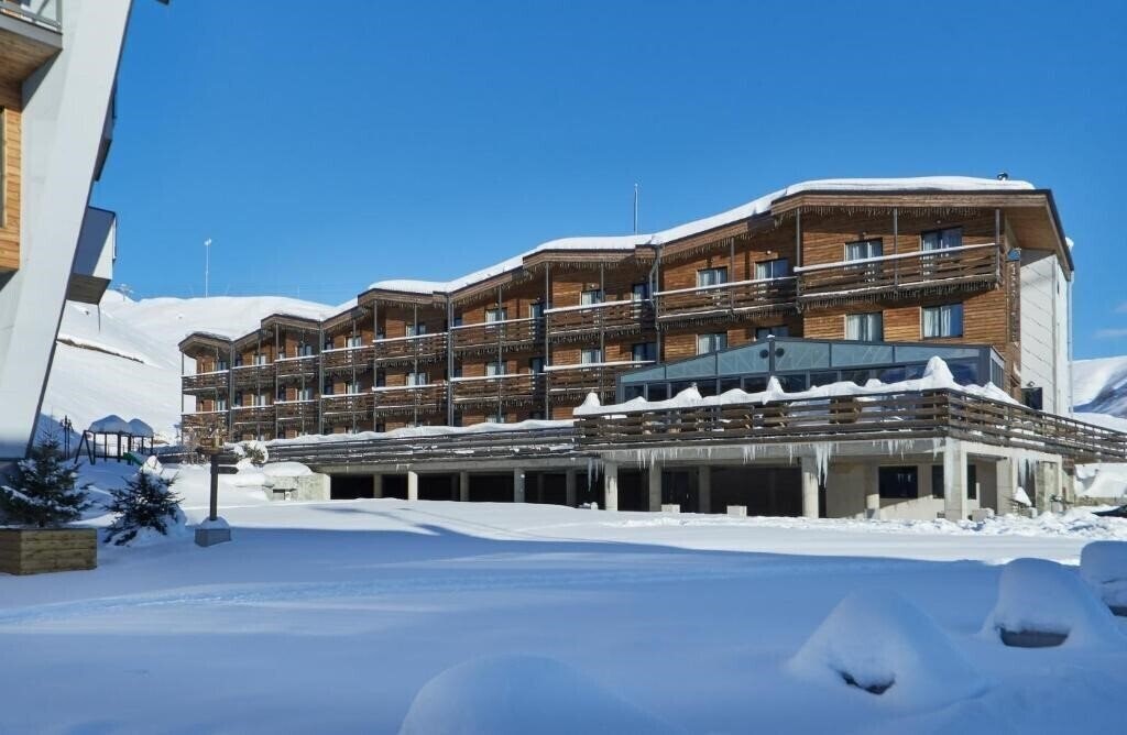 Вид Gudauri Hills Apart Hotel апартаменты