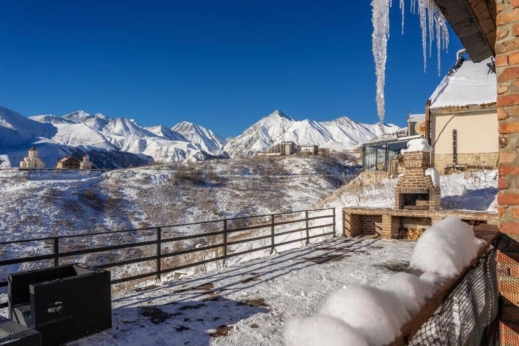 Территория Snow Time Cottage 2*