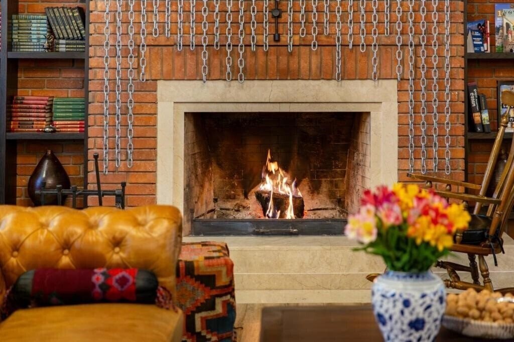 Панорама Seventeen Rooms 4*