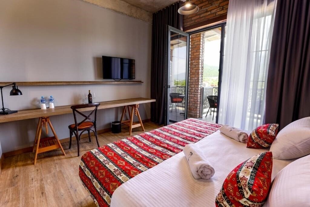 Готель Chateau Artwine 4*