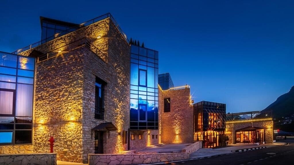 Фото Porta Caucasia Kazbegi 4*