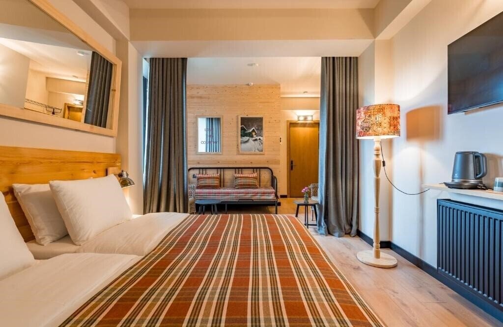 Вид Hotel 1740 3*