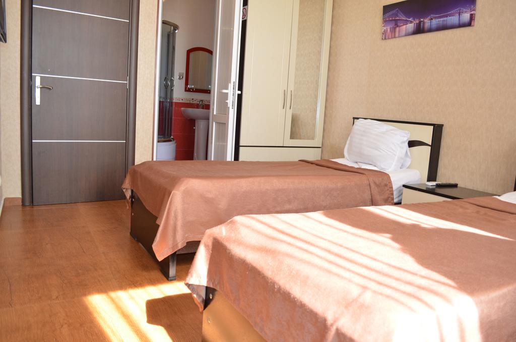 Панорама Palermo Hotel Kobuleti 3*