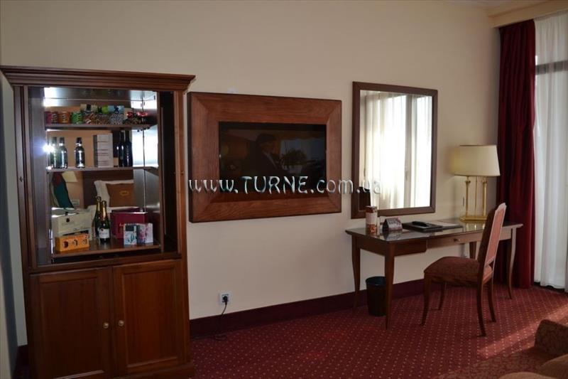 Вид Georgian Palace 5*