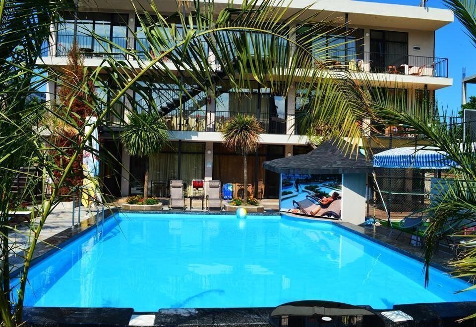 Готель Hotel Amigo 3*