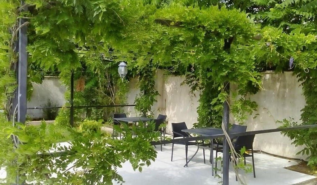 Територія Belgrade Rustaveli 3*